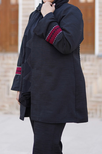 مانتو سوزندوزی بلوچی طرح۲